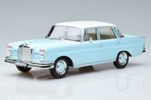 Mercedes 220 S W111 Blå Norev 1:18 183920 Metall