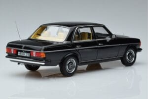 Mercedes 230E W123 Begränsad Upplaga Norev 1:18 183711 Metall — bild 3 av 8