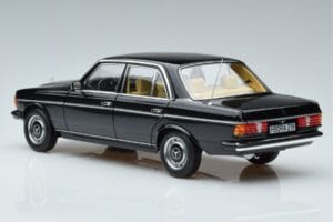 Mercedes 230E W123 Begränsad Upplaga Norev 1:18 183711 Metall — bild 7 av 8