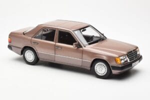 Mercedes 230E W124 Rosewood Metallic Återförsäljarutgåva Norev 1:18 B66040697 Metall — bild 6 av 8