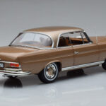 Mercedes 250 SE Coupe W111 Guld Metallic Norev 1:18 - image 3 of 7