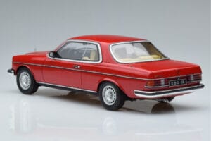 Mercedes 280 CE C123 Röd Otto 1:18 OT145 Resin — bild 5 av 6