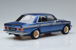 Mercedes 280 E AMG W123 Blå Otto 1:18 OT221 Resin — bild 2 av 6