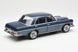 Mercedes 280 SE W108 Mörkblå Metallic Norev 1:18 183534 Metall — bild 3 av 8