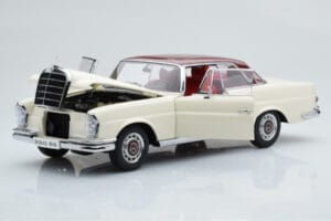 Mercedes 280 SE W108 Vit AUTOart 1:18 76287 Metall — bild 2 av 8