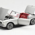 Mercedes 280 SL W113 Pagoda Silver Schuco 1:18 450035000 - image 2 of 8