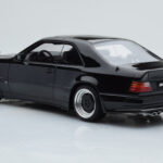Mercedes 300 CE C124 AMG The Hammer Svart Otto 1:18 - image 5 of 6