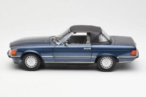 Mercedes 300 SL R107 Nautisk Blå Norev 1:18 183466 Metall — bild 4 av 8
