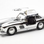 Mercedes 300 SL W198 Krom Minichamps 1:18 B66040645 - image 2 of 8