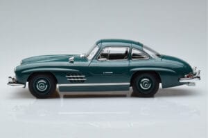 Mercedes 300 SL W198 Gullwing Grön Norev 1:18 183851 Metall — bild 4 av 7