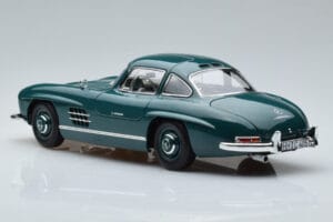 Mercedes 300 SL W198 Gullwing Grön Norev 1:18 183851 Metall — bild 6 av 7