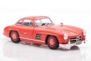 Mercedes 300 SL W198 Gullwing Röd Minichamps 1:18 110037211 Metall — bild 6 av 8