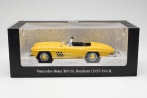 Mercedes 300 SL W198 Roadster Gul Norev 1:18 B66040669 Metall — bild 8 av 8