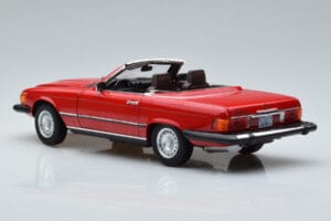 Mercedes 450 SL R107 US Version Röd Norev 1:18 183729 Metall — bild 7 av 8