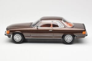 Mercedes 500 SLC C107 Brun KK-Scale 1:18 180851 Metall — bild 3 av 6