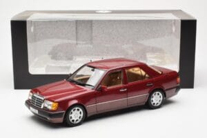 Mercedes 500E W124 Röd Metallic Återförsäljarutgåva Norev 1:18 B66040699 Metall — bild 8 av 8