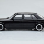 Mercedes 560 SEL AMG W126 Obsidian Svart Otto 1:18 - image 3 of 6