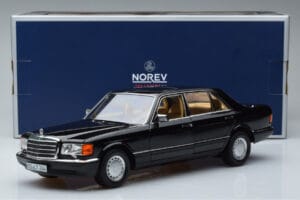 Mercedes 560 SEL W126 Svart Norev 1:18 183793 Metall — bild 7 av 7