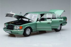 Mercedes 560 SEL W126 Ljusgrön Norev 1:18 183469 Metall — bild 2 av 7