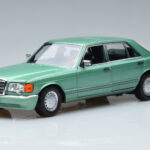 Mercedes 560 SEL W126 Ljusgrön Norev 1:18