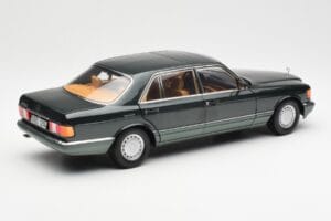 Mercedes 560 SEL W126 Night Grön Metallic Dealer Edition Norev 1:18 B66040626 Metall — bild 3 av 8