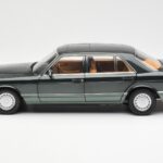 Mercedes 560 SEL W126 Night Grön Metallic Dealer Edition Norev 1:18 B66040626 - image 4 of 8