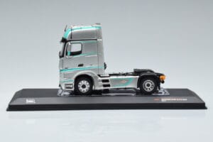 Mercedes Actros MP4 Racing Edition IXO 1:43 TR091 Metall — bild 3 av 6