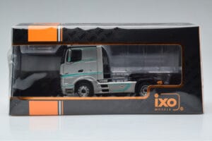 Mercedes Actros MP4 Racing Edition IXO 1:43 TR091 Metall — bild 6 av 6
