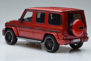 Mercedes AMG G63 W464 Asia Edition Röd GT Spirit 1:18 CLDC010 Resin — bild 5 av 6
