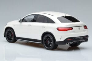 Mercedes AMG GLE 63S C292 Coupe Vit GT Spirit 1:18 B66965706 Resin — bild 5 av 6