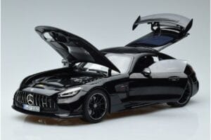 Mercedes AMG GT C190 Black Series Svart Norev 1:18 183900 Metall — bild 2 av 7