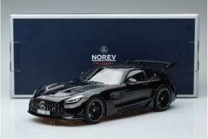 Mercedes AMG GT C190 Black Series Svart Norev 1:18 183900 Metall — bild 7 av 7
