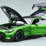 Mercedes AMG GT C190 Black Series Grön Hell Magno Begränsad Upplaga Norev 1:18 183903 Metall - image 2 of 7