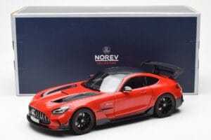 Mercedes AMG GT Black Series Röd Asia Exclusive Norev 1:18 183906 Metall — bild 8 av 8