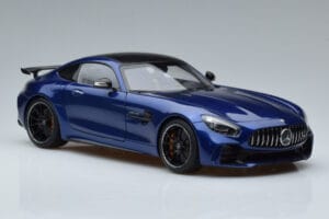 Mercedes AMG GT R C190 Brilliantblå AUTOart 1:18 76334 Metall — bild 5 av 7