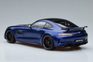 Mercedes AMG GT R C190 Brilliantblå AUTOart 1:18 76334 Metall — bild 6 av 7
