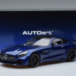 Mercedes AMG GT R C190 Brilliantblå AUTOart 1:18 76334 Metall - image 7 of 7