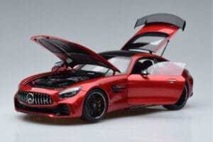 Mercedes AMG GT R C190 Kardinalröd AUTOart 1:18 76331 Metall — bild 2 av 7