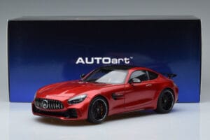 Mercedes AMG GT R C190 Kardinalröd AUTOart 1:18 76331 Metall — bild 7 av 7