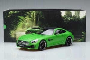 Mercedes AMG GT-R C190 Green Hell Magno Norev 1:18 B66960416 Metall — bild 7 av 7