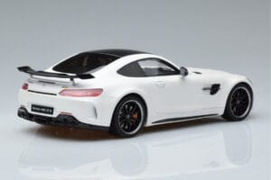 Mercedes AMG GT R Vit GT Spirit 1:18 KJ021 Resin — bild 2 av 6
