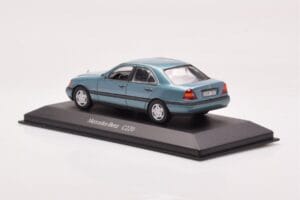 Mercedes C-Class W202 C220 Petrol Metallic Minichamps 1:43 B66005705 Metall — bild 2 av 3