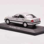 Mercedes C-Class W202 C220 Silver Minichamps 1:43 - image 3 of 4