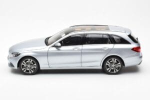 Mercedes C-Class W205 T-Model Silver Asia Exclusive Norev 1:18 183865 Metall — bild 4 av 8