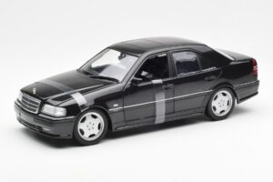 Mercedes C-Class W202 C36 AMG Svart Metallic UT Models 1:18