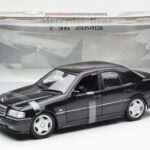 Mercedes C-Class W202 C36 AMG Svart Metallic UT Models 1:18 - image 6 of 6