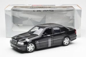 Mercedes C-Class W202 C36 AMG Svart Metallic UT Models 1:18 26102 Metall — bild 6 av 6