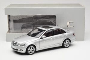 Mercedes C-Class W204 Avantgarde Silver AUTOart 1:18 B66962368 Metall — bild 8 av 8