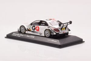 Mercedes C-Class W204 DTM GQ AMG Mercedes #16 Engels DTM 2009 Minichamps 1:43 400093816 Metall — bild 3 av 4