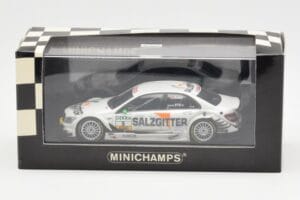 Mercedes C-Class W204 DTM Team AMG Mercedes #5 J. Green DTM 2008 Minichamps 1:43 400083805 Metall — bild 4 av 4